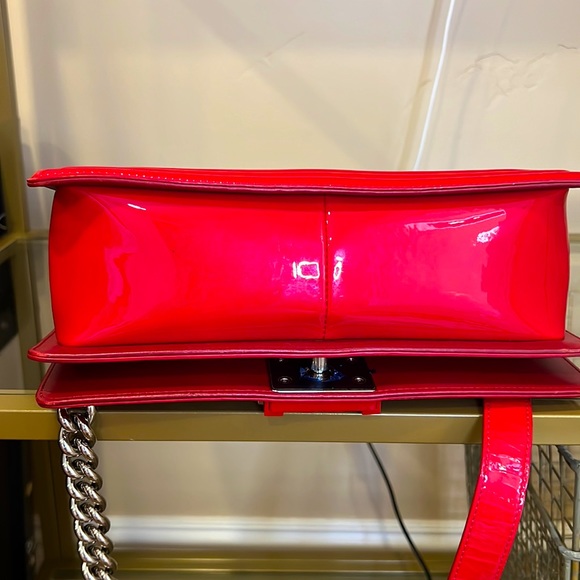 CHANEL medium plexiglass boy bag - Picture 11 of 11